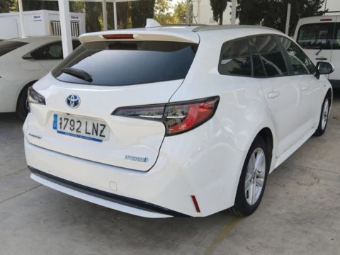 Toyota Corolla 1.8 125H BUSINESS PLUS E-CVT TOU SPORT