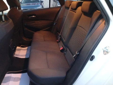 Toyota Corolla 1.8 125H BUSINESS PLUS E-CVT TOU SPORT