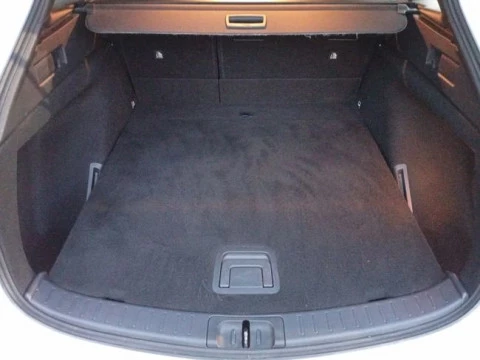 Toyota Corolla 1.8 125H BUSINESS PLUS E-CVT TOU SPORT