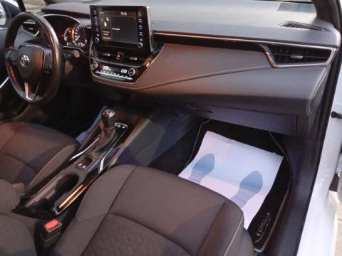 Toyota Corolla 1.8 125H BUSINESS PLUS E-CVT TOU SPORT