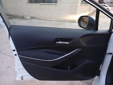 Toyota Corolla 1.8 125H BUSINESS PLUS E-CVT TOU SPORT