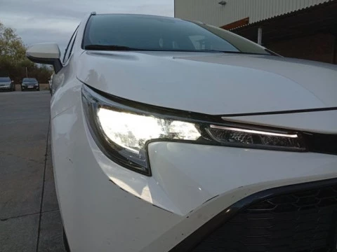 Toyota Corolla 1.8 125H BUSINESS PLUS E-CVT TOU SPORT