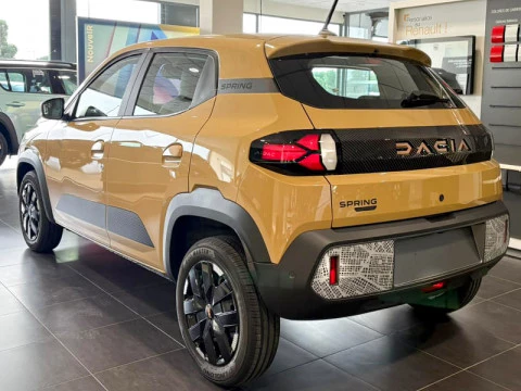 Dacia Spring Extreme Electric 48kW (65CV)