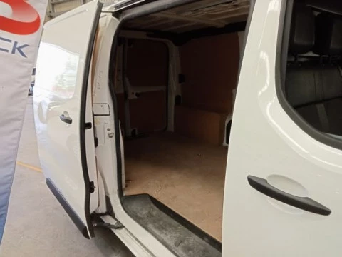 Citroën Jumpy Talla M BlueHDi 100 S&S 6v Control