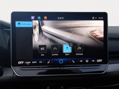 Volkswagen Golf R-Line 2.0 TDI 110 kW (150 CV) DSG