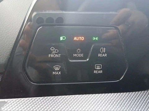 Volkswagen Golf R-Line 2.0 TDI 110 kW (150 CV) DSG