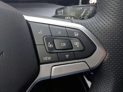 Volkswagen Golf R-Line 2.0 TDI 110 kW (150 CV) DSG