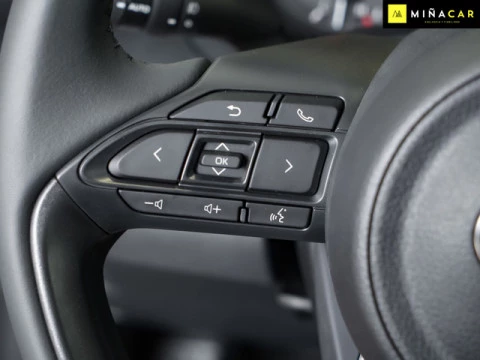 Toyota Yaris 120H Business Plus 85 kW (116 CV)