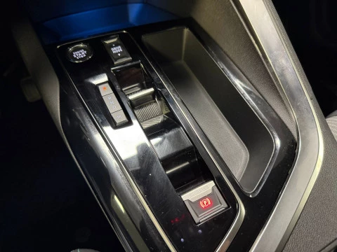 Peugeot 3008 1.5 BlueHDi 96kW S&S Allure Pack EAT8