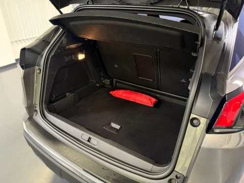 Peugeot 3008 1.5 BlueHDi 96kW S&S Allure Pack EAT8