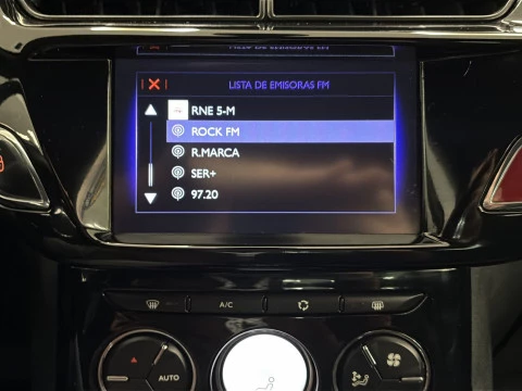 DS 3 PureTech 110 SANDS Givenchy Le Makeup 81 kW (110 CV)