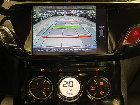 DS 3 PureTech 110 SANDS Givenchy Le Makeup 81 kW (110 CV)