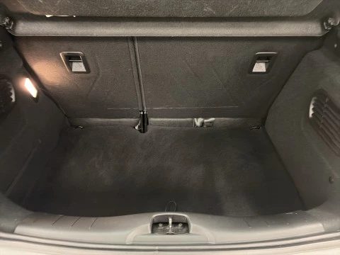 DS 3 PureTech 110 SANDS Givenchy Le Makeup 81 kW (110 CV)