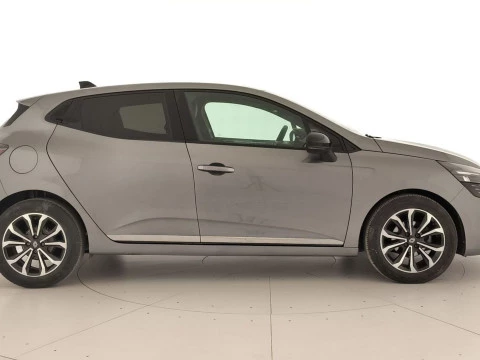 Renault Clio   TCe Techno 67kW