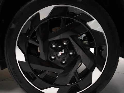 Hyundai Kona EV 150kW 65kWh N Line