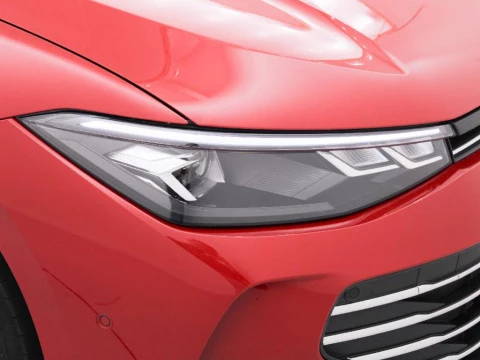 Volkswagen Passat BUSINESS 1.5 ETSI 110 KW (150 CV) AUTOMáTICO DSG 7 VEL.