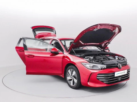 Volkswagen Passat BUSINESS 1.5 ETSI 110 KW (150 CV) AUTOMáTICO DSG 7 VEL.