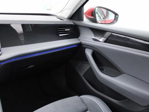 Volkswagen Passat BUSINESS 1.5 ETSI 110 KW (150 CV) AUTOMáTICO DSG 7 VEL.