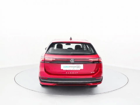 Volkswagen Passat BUSINESS 1.5 ETSI 110 KW (150 CV) AUTOMáTICO DSG 7 VEL.
