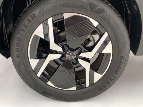 Peugeot 2008 NSUV  Allure Gasolina 100 S&S 6 Vel. MAN