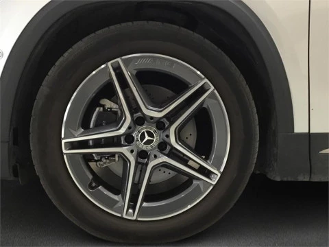 Mercedes-Benz GLA 200 D