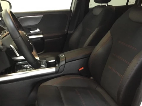 Mercedes-Benz GLA 200 D