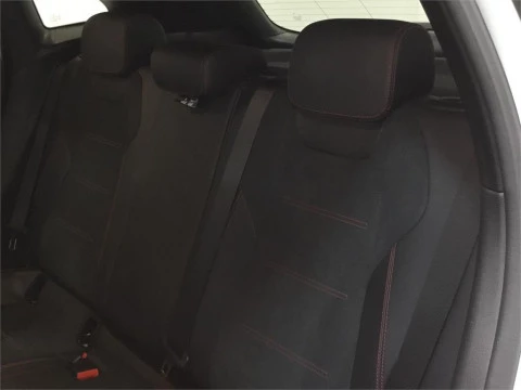 Mercedes-Benz GLA 200 D