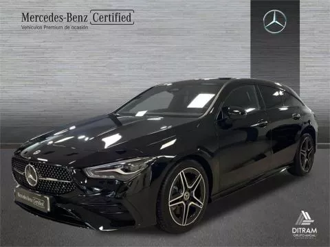 Mercedes-Benz CLA 200 D DCT Shooting Brake Mercedes-Benz CLA 200 D DCT Shooting Brake