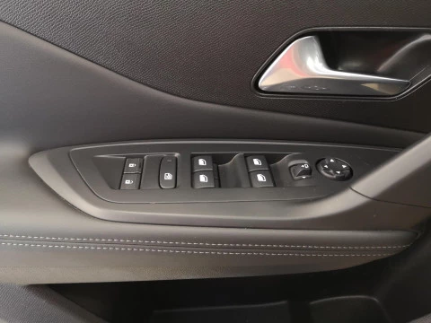 Peugeot 308 5P Allure PureTech 130 S&S MAN