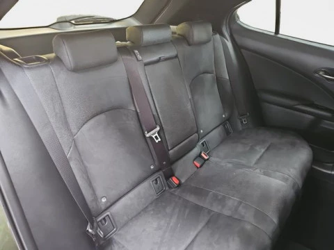 Lexus UX 2.0 300h UX Plus