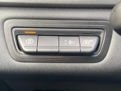 Renault Captur techno Eco-G 100cv (74 kW)