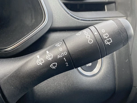 Renault Captur techno Eco-G 100cv (74 kW)