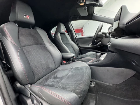 Toyota Yaris 1.5 120H GR Sport Plus
