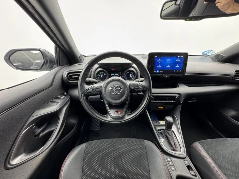 Toyota Yaris 1.5 120H GR Sport Plus