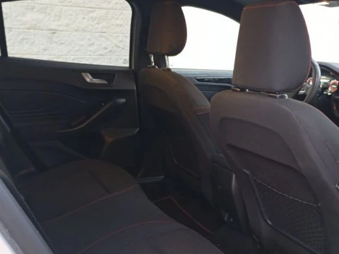 Ford Focus 1.0 Ecoboost MHEV 92kW ST-Line X