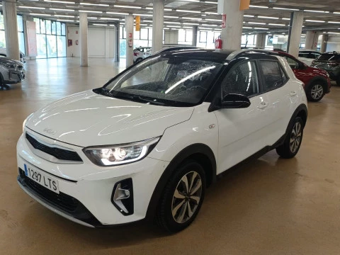 Kia Stonic 1.0 T-GDi 74kW (100CV) MHEV iMT Concept
