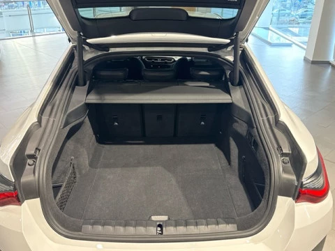 BMW i4 eDrive35 210 kW (286 CV)