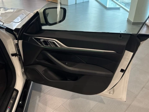 BMW i4 eDrive35 210 kW (286 CV)