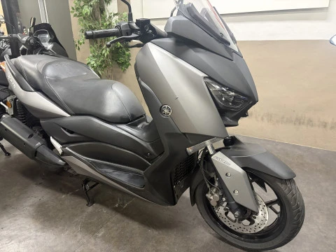 Yamaha XMAX 300 BLAZING GREY Yamaha XMAX 300 BLAZING GREY