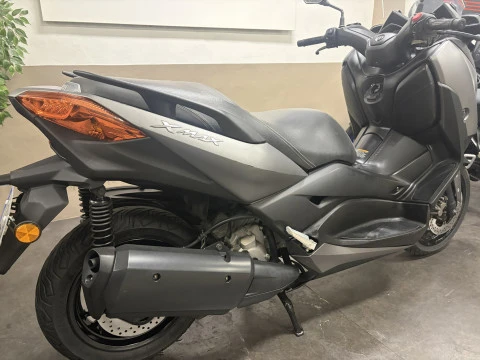 Yamaha XMAX 300 BLAZING GREY Yamaha XMAX 300 BLAZING GREY
