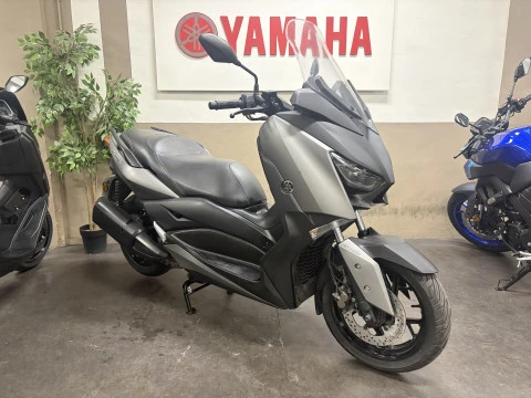 Yamaha XMAX 300 BLAZING GREY Yamaha XMAX 300 BLAZING GREY