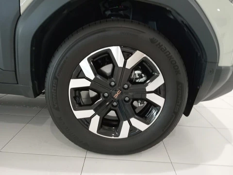 Dacia Duster  Hibrido  1.6 Hybrid Extreme 4x2 105kW 48v