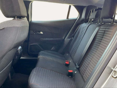 Peugeot 2008 Puretech 100 S&S Active Pack 75 kW (100 CV)