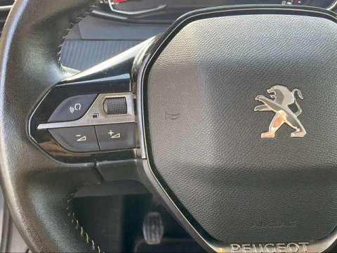 Peugeot 2008 Puretech 100 S&S Active Pack 75 kW (100 CV)