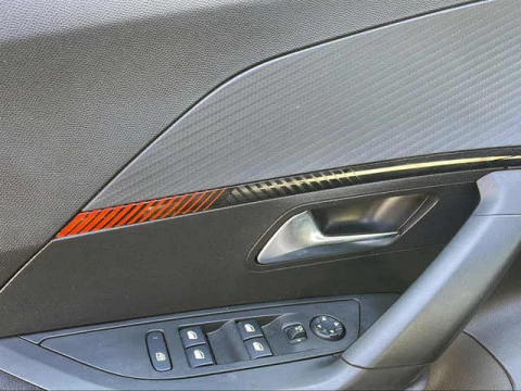 Peugeot 2008 Puretech 100 S&S Active Pack 75 kW (100 CV)