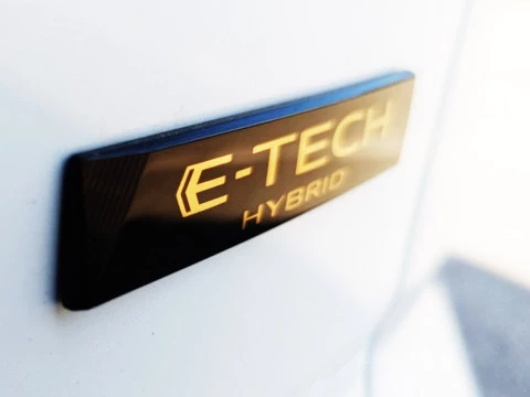 Renault Austral TECHNO FULL HYBRID E-TECH 200CV