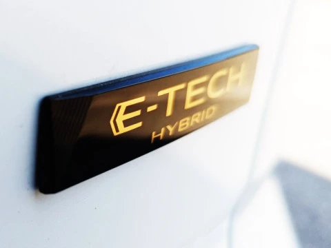 Renault Austral TECHNO FULL HYBRID E-TECH 200CV