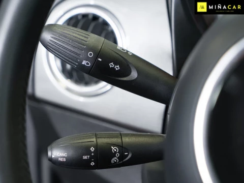 Fiat 500 1.0 Hybrid Dolcevita 51 kW (70 CV)