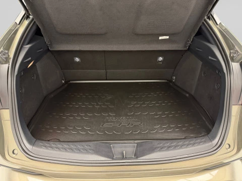 Toyota C-HR 2.0 180H Advance