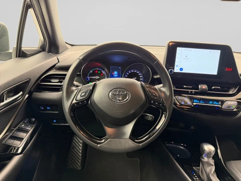 Toyota C-HR 2.0 180H Advance